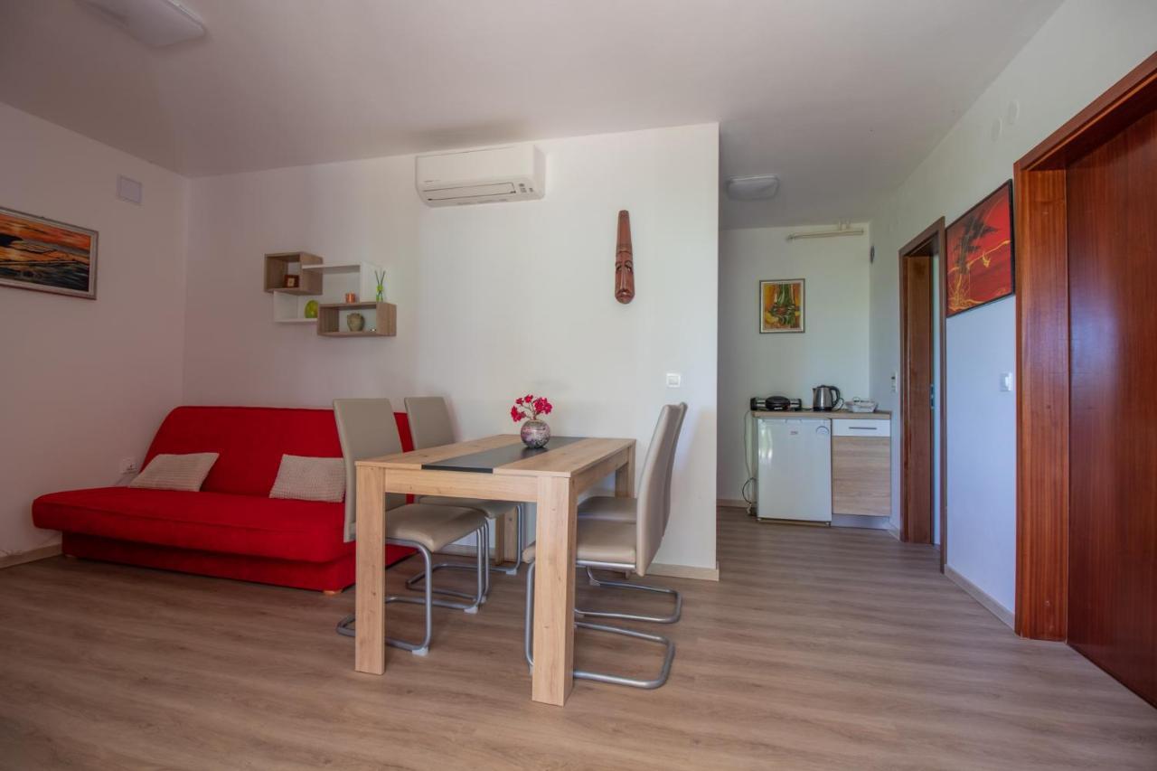Olive Garden & Sea Apartments Portoroz Exterior foto